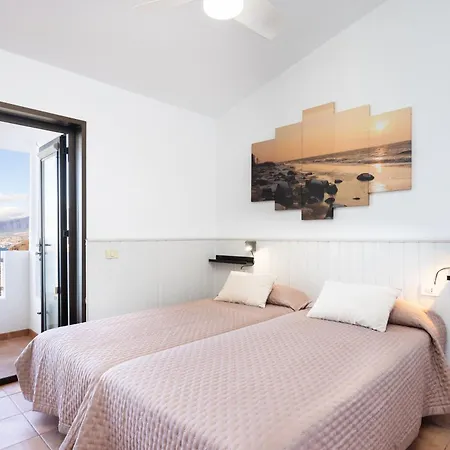 度假居 Home2book Maruja's House Ocean View & Wifi *