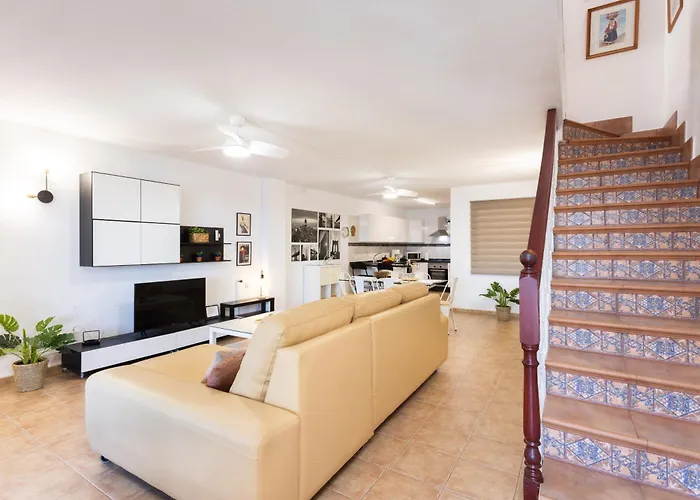 Home2book Maruja's House Ocean View & Wifi 度假居